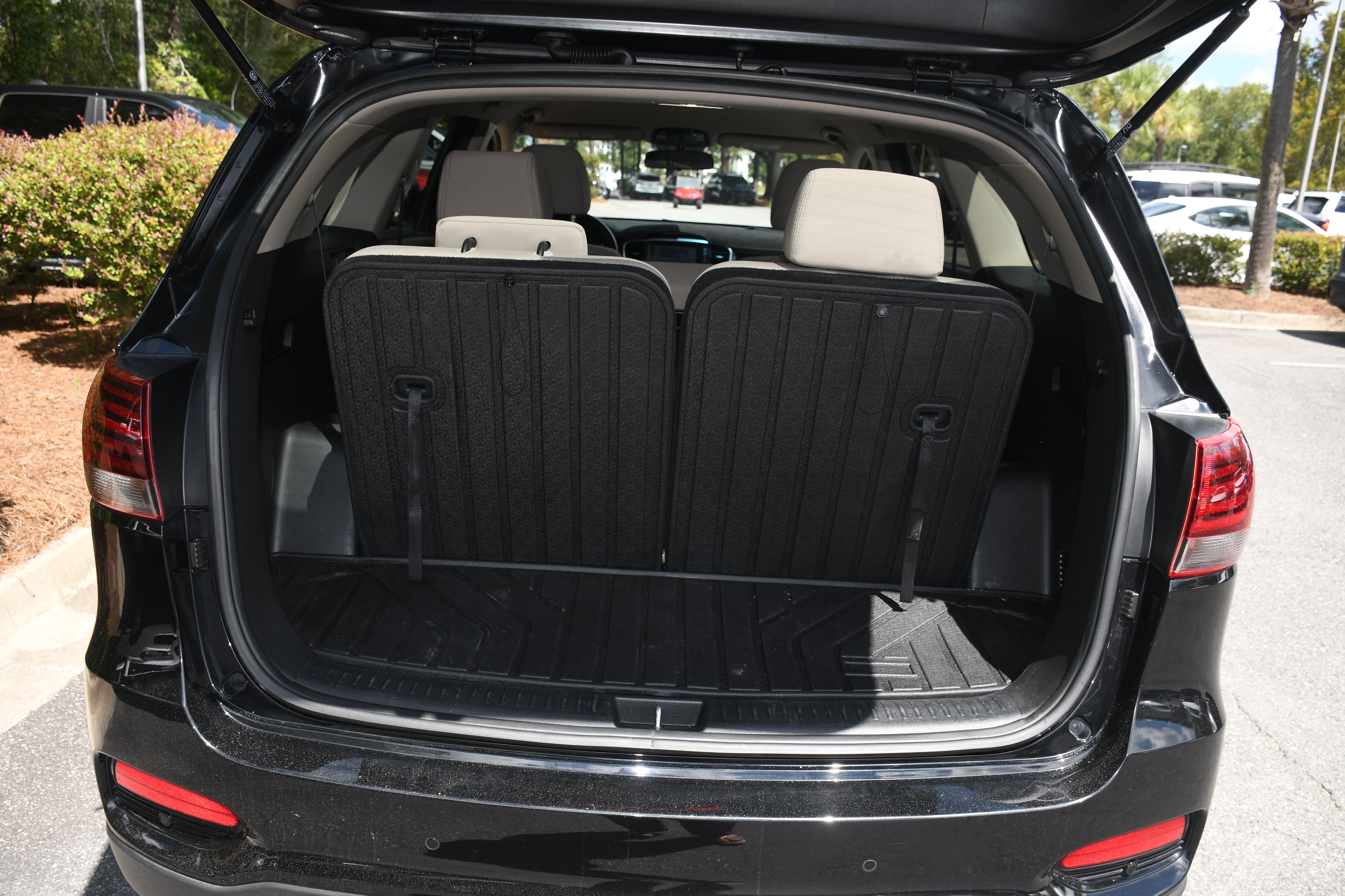 Used 2020 Kia Sorento S FWD image 18