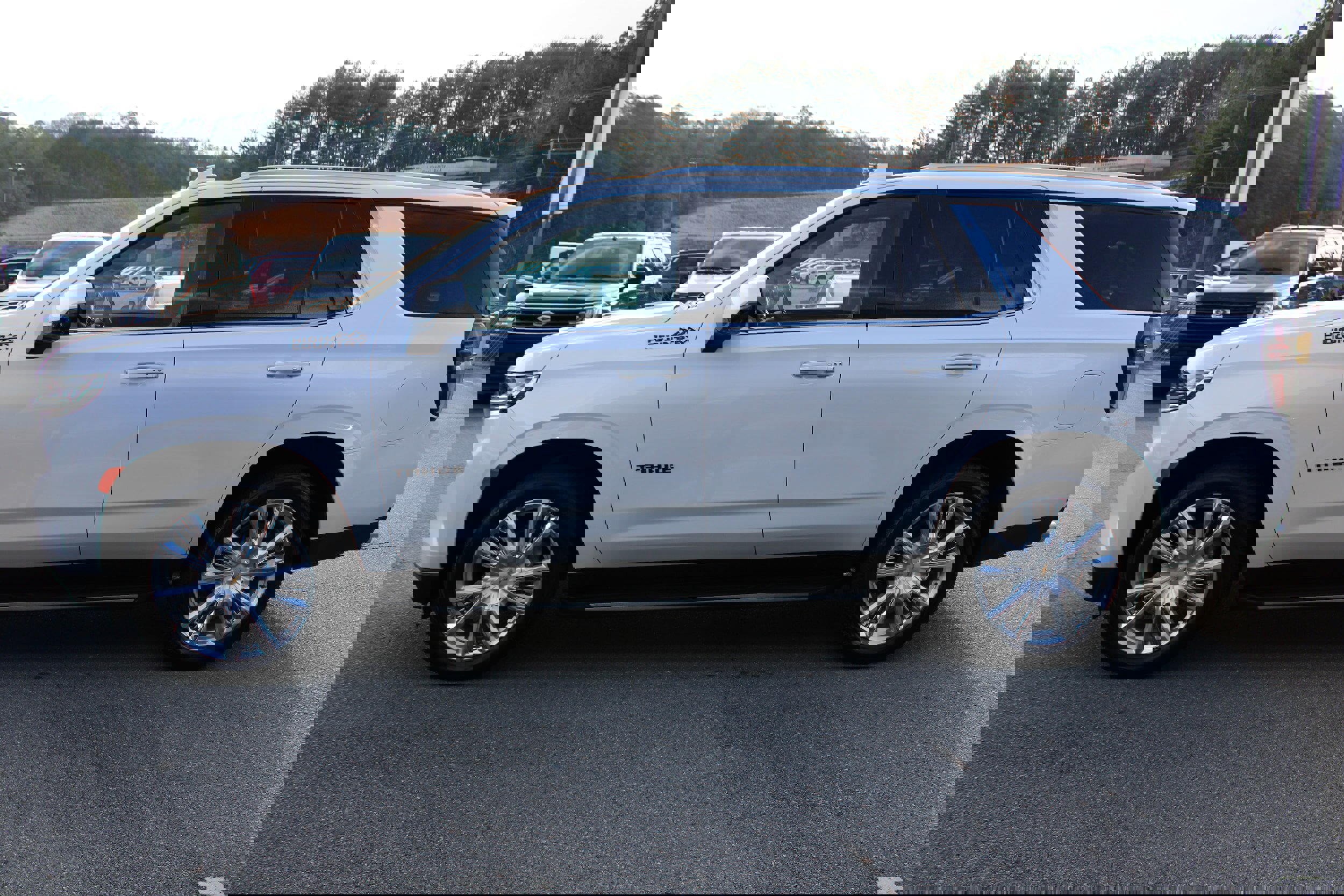 Used 2023 Chevrolet Tahoe High Country image 6