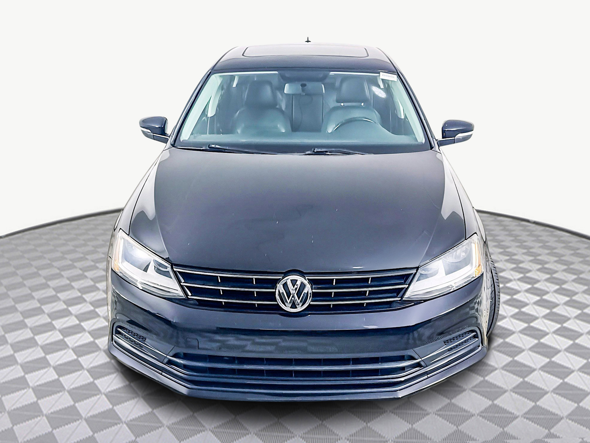 Used 2018 Volkswagen Jetta SE image 2