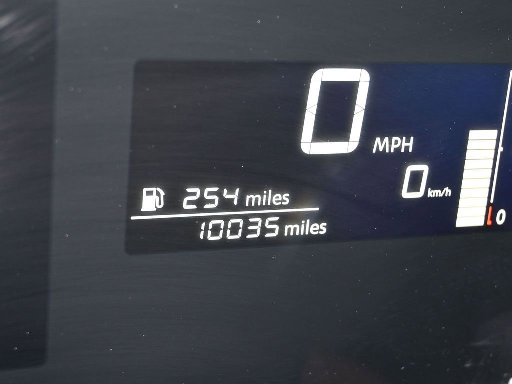 Used 2025 Nissan Kicks SV image 29