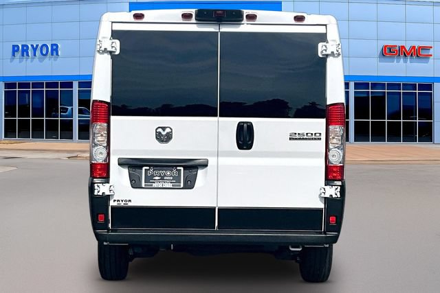 Used 2025 RAM ProMaster 2500 w/ U-Haul Equipment Group FWD image 6