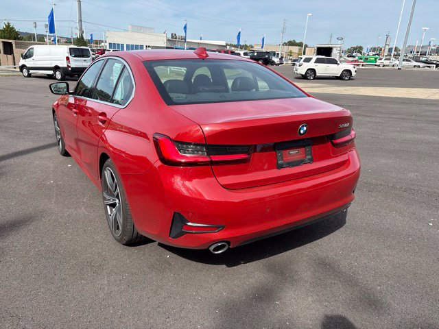 Used 2020 BMW 330i Sedan w/ Premium Package RWD image 5