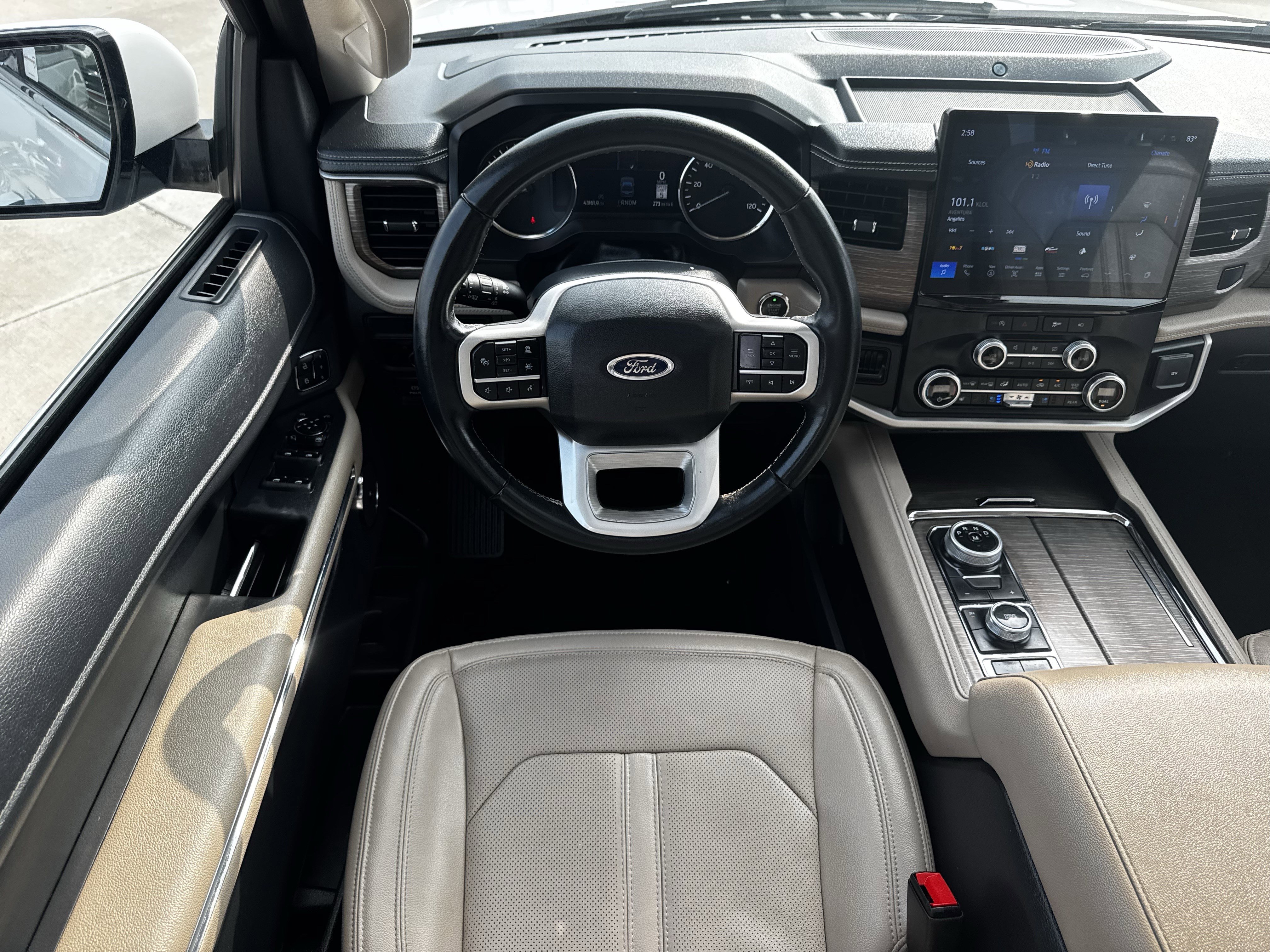 Used 2024 Ford Expedition Limited image 14