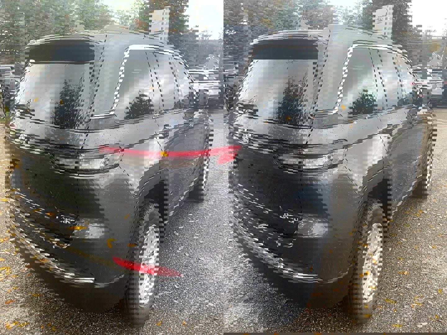 New 2025 Jeep Grand Cherokee Laredo X image 6