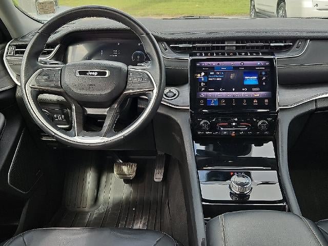 Used 2022 Jeep Grand Cherokee L Limited RWD image 20
