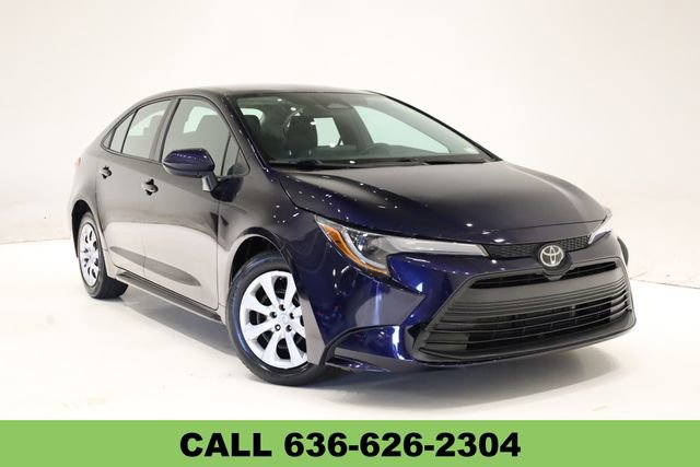 Used 2023 Toyota Corolla LE image 1