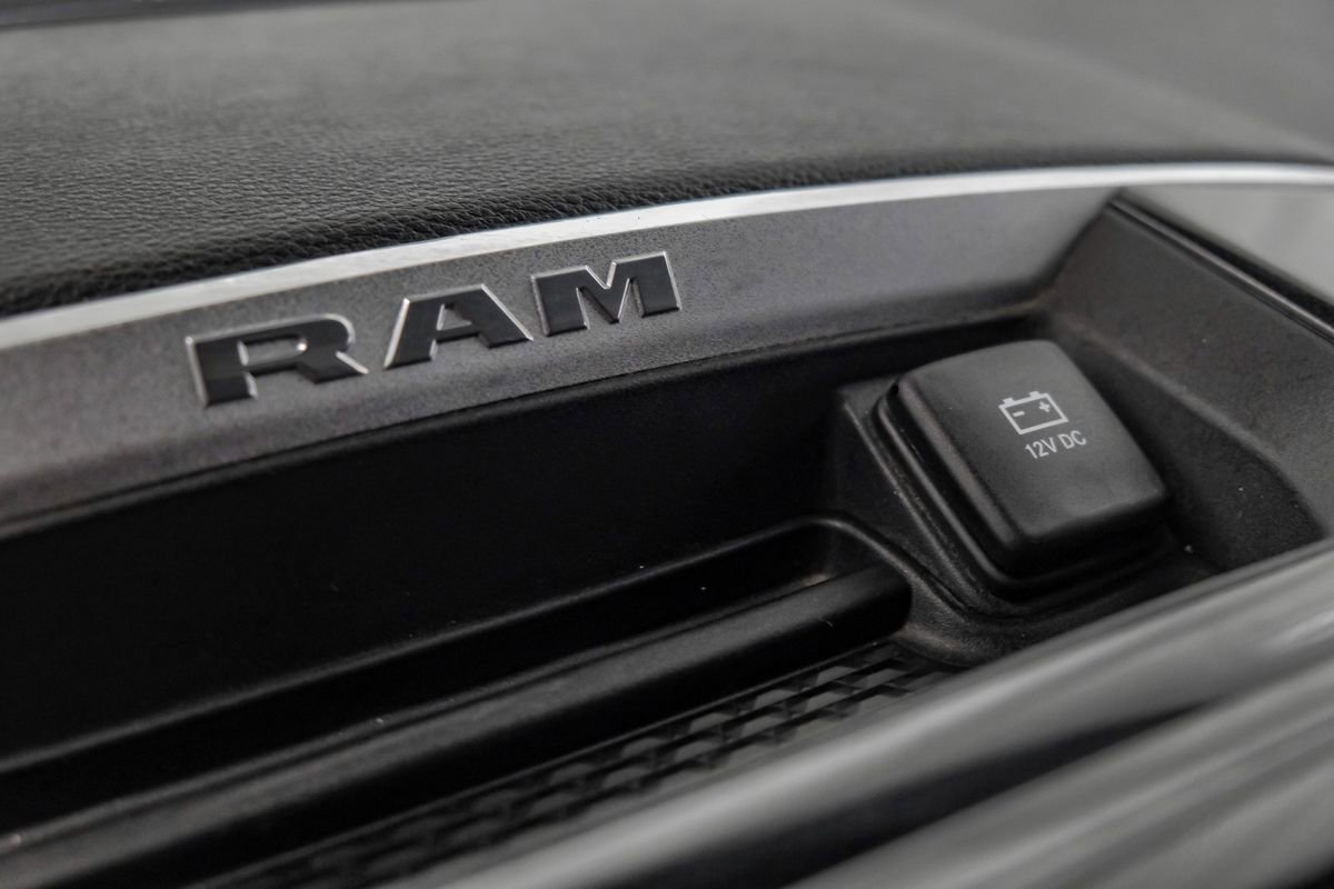 Used 2020 RAM 3500 Laramie w/ Night Edition image 30