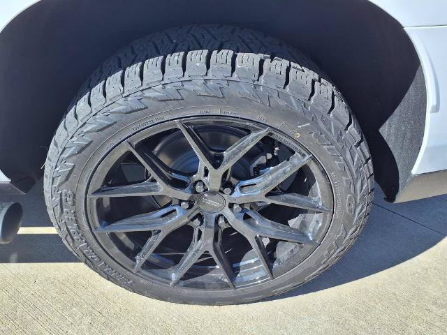 New 2026 Chevrolet Suburban Z71 w/ Z71 Off-Road Package AWD/4WD image 7