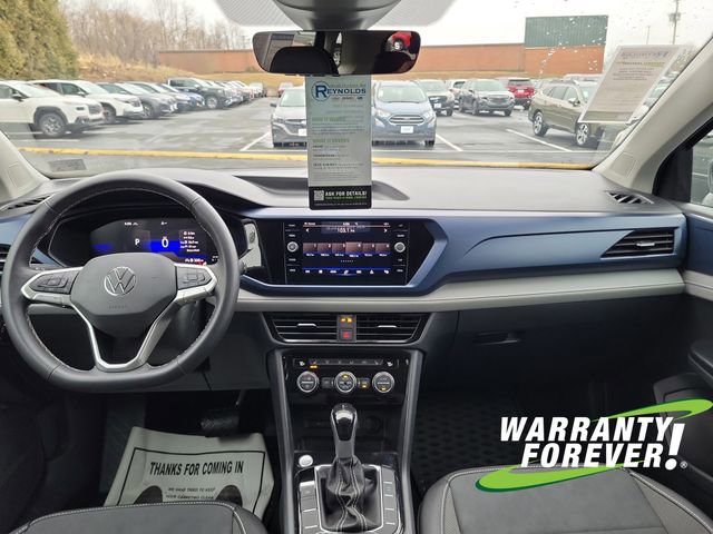 Used 2024 Volkswagen Taos SE image 10