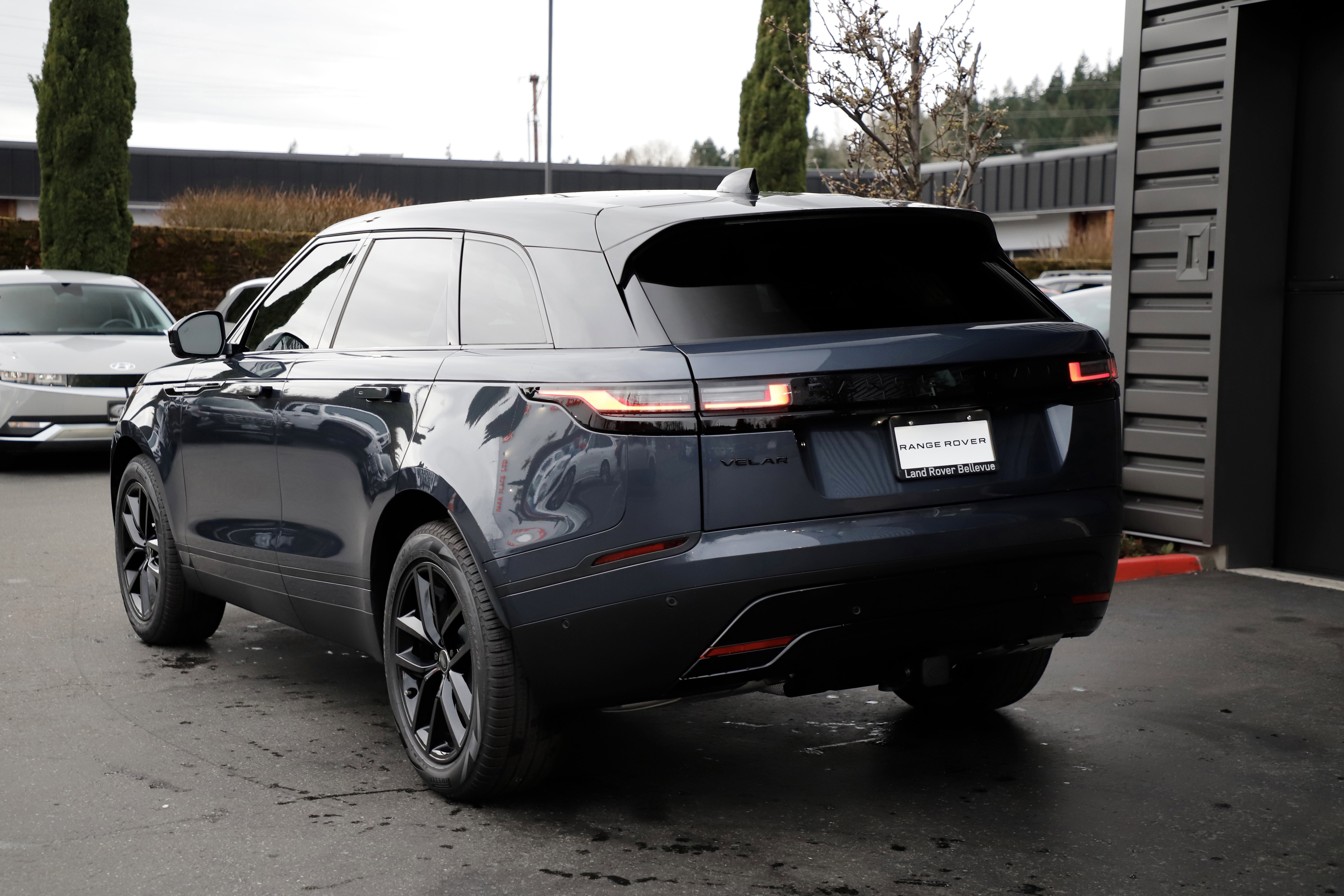 New 2026 Land Rover Range Rover Velar S image 4