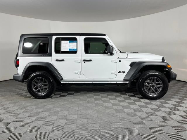 Used 2024 Jeep Wrangler Unlimited Sport AWD/4WD image 13