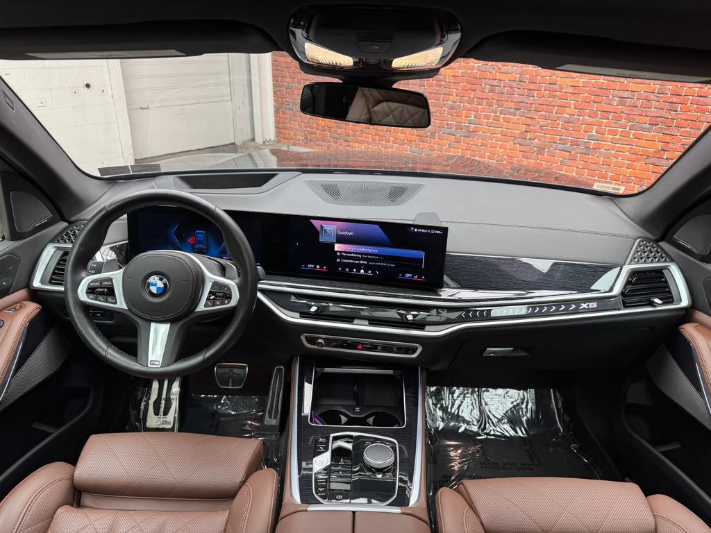 Certified 2024 BMW X5 xDrive40i w/ M Sport Package AWD/4WD image 12