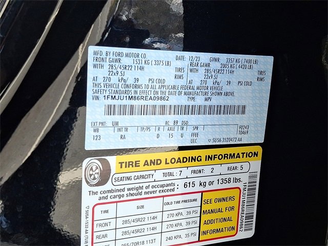 Used 2024 Ford Expedition Platinum image 30