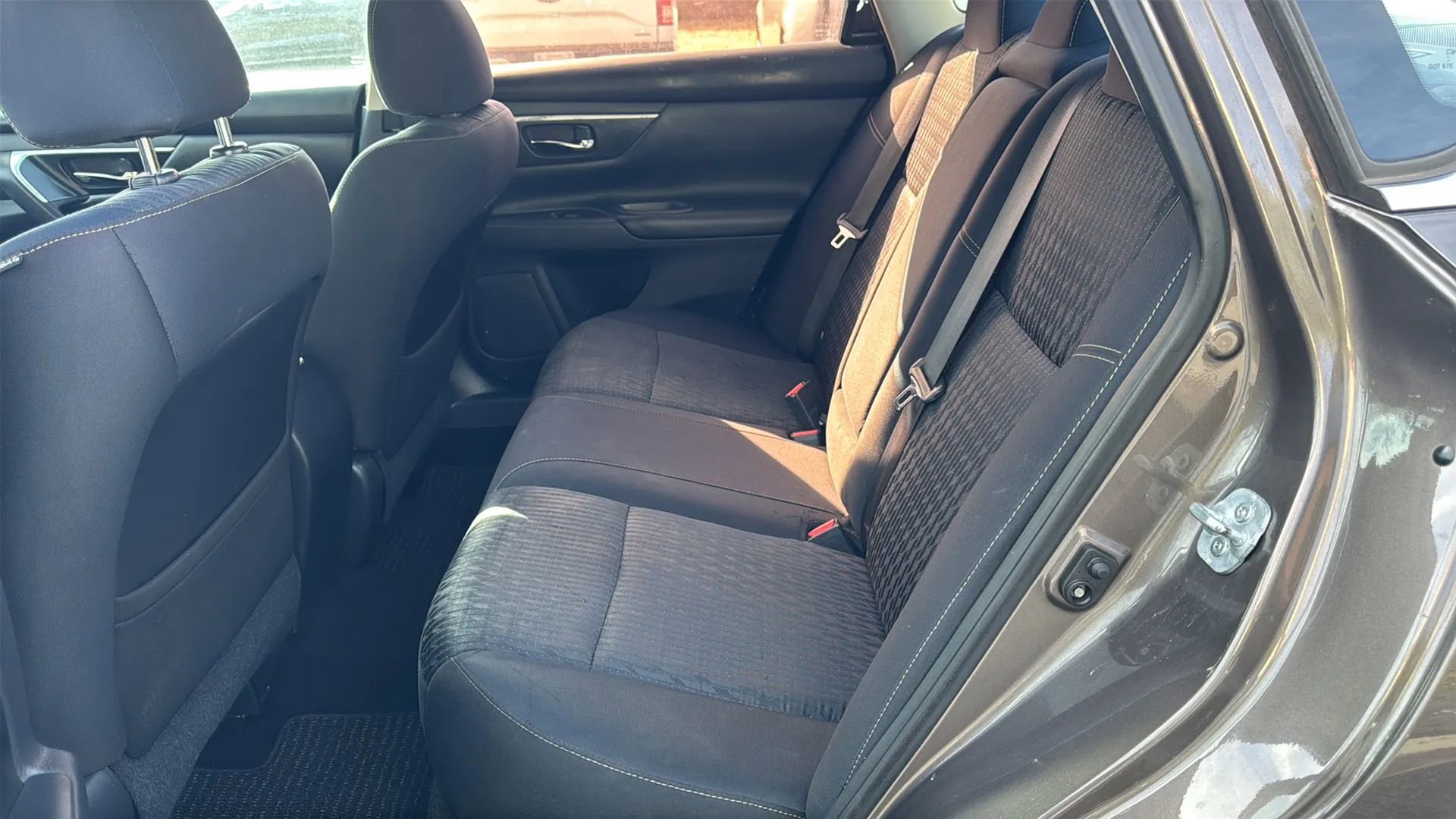 Used 2017 Nissan Altima 2.5 SV image 11