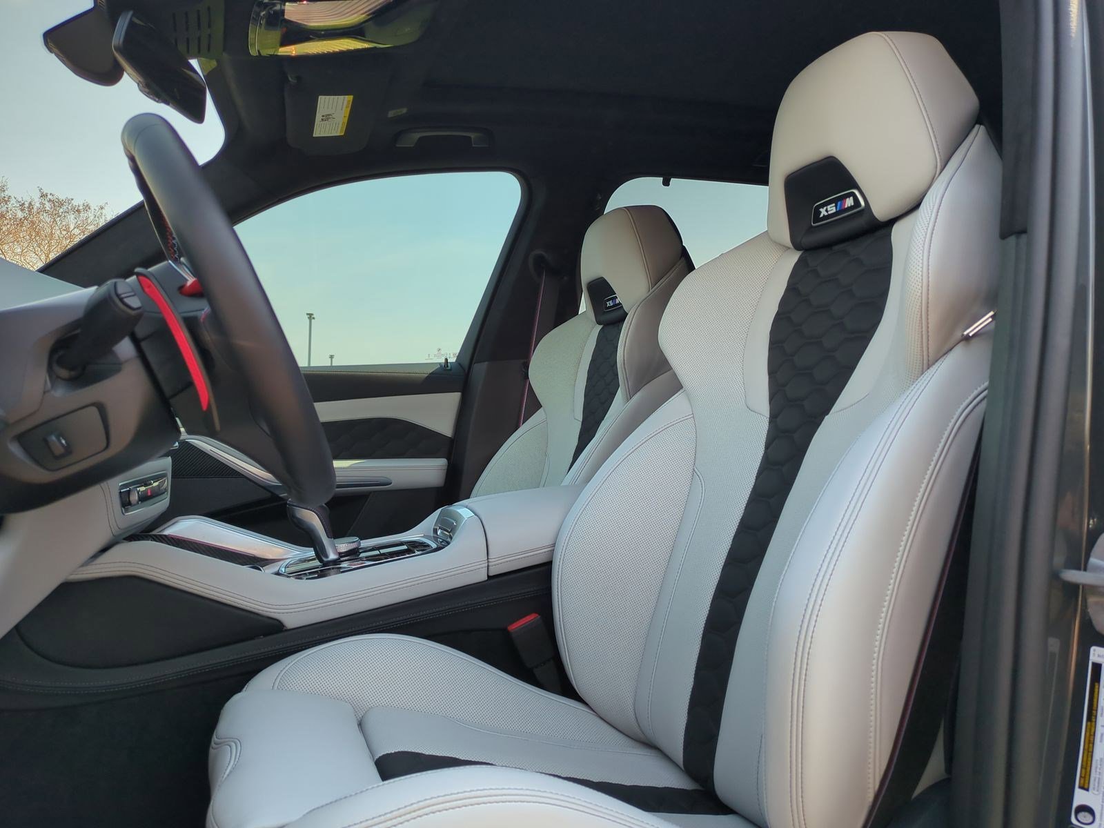 Used 2026 BMW X5 M Competition w/ Executive Package image 16