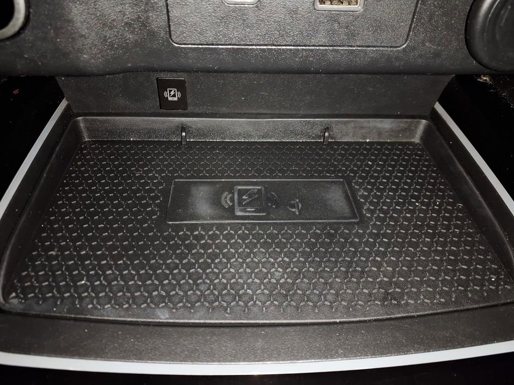 Used 2021 Nissan Rogue SL w/ Premium Package image 24