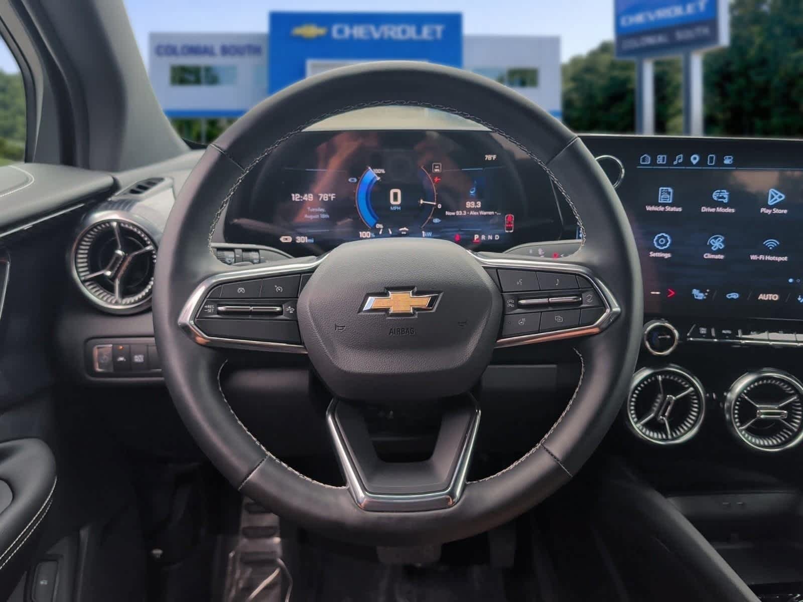 Used 2025 Chevrolet Blazer EV LT AWD/4WD image 16