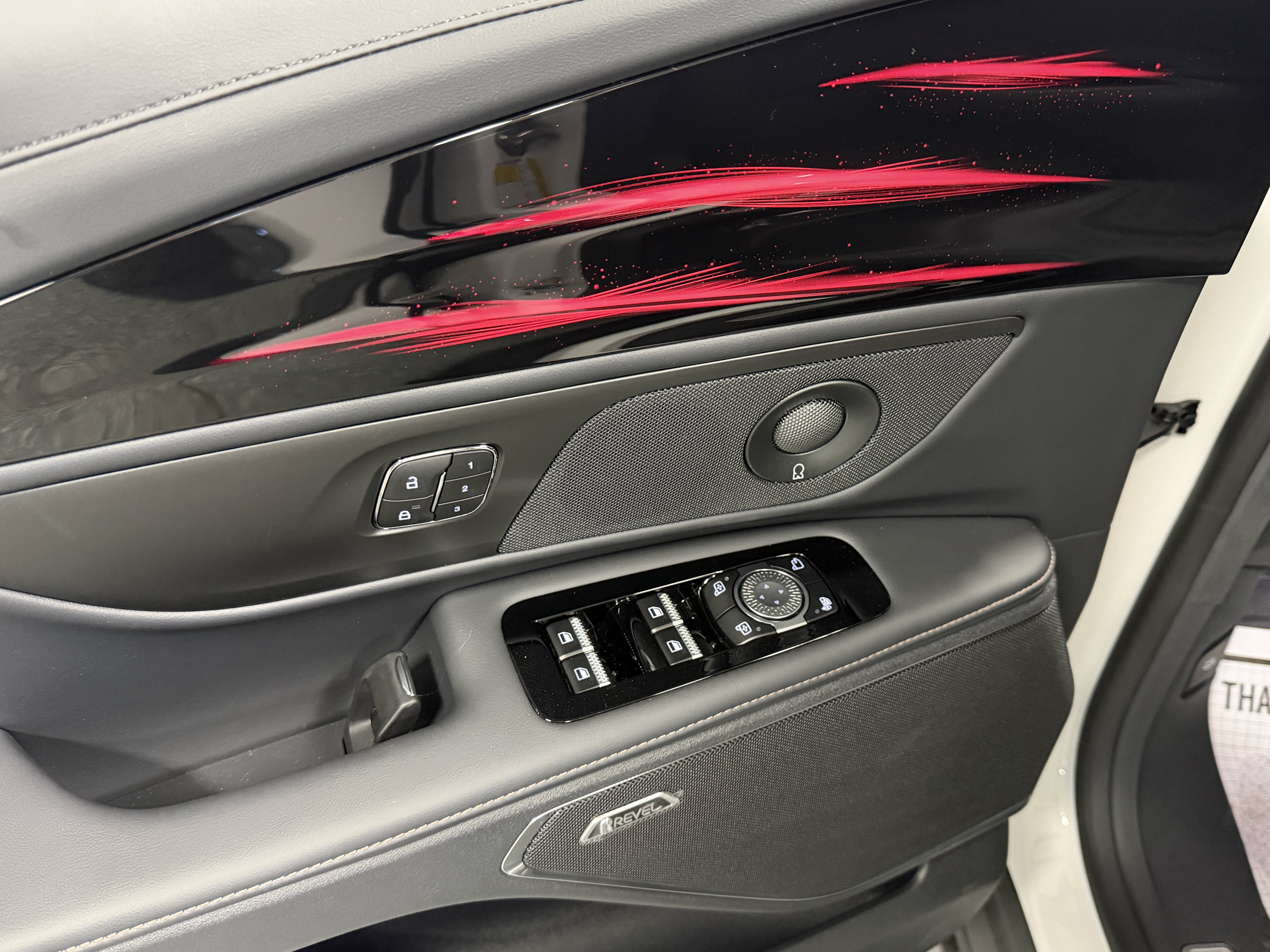 New 2026 Lincoln Nautilus Reserve w/ Jet Appearance Package AWD/4WD image 18