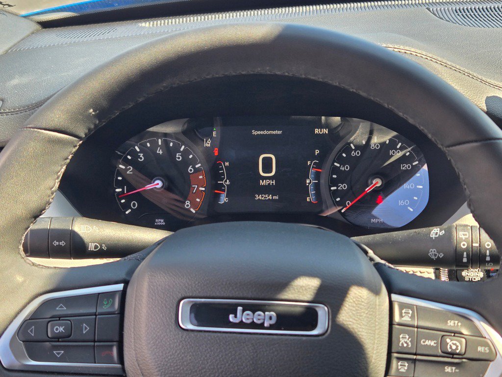 Used 2025 Jeep Compass Limited AWD/4WD image 32