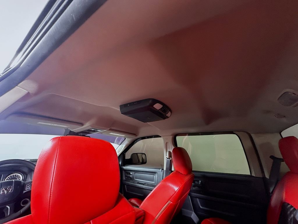 Used 2016 RAM 1500 Express RWD image 13