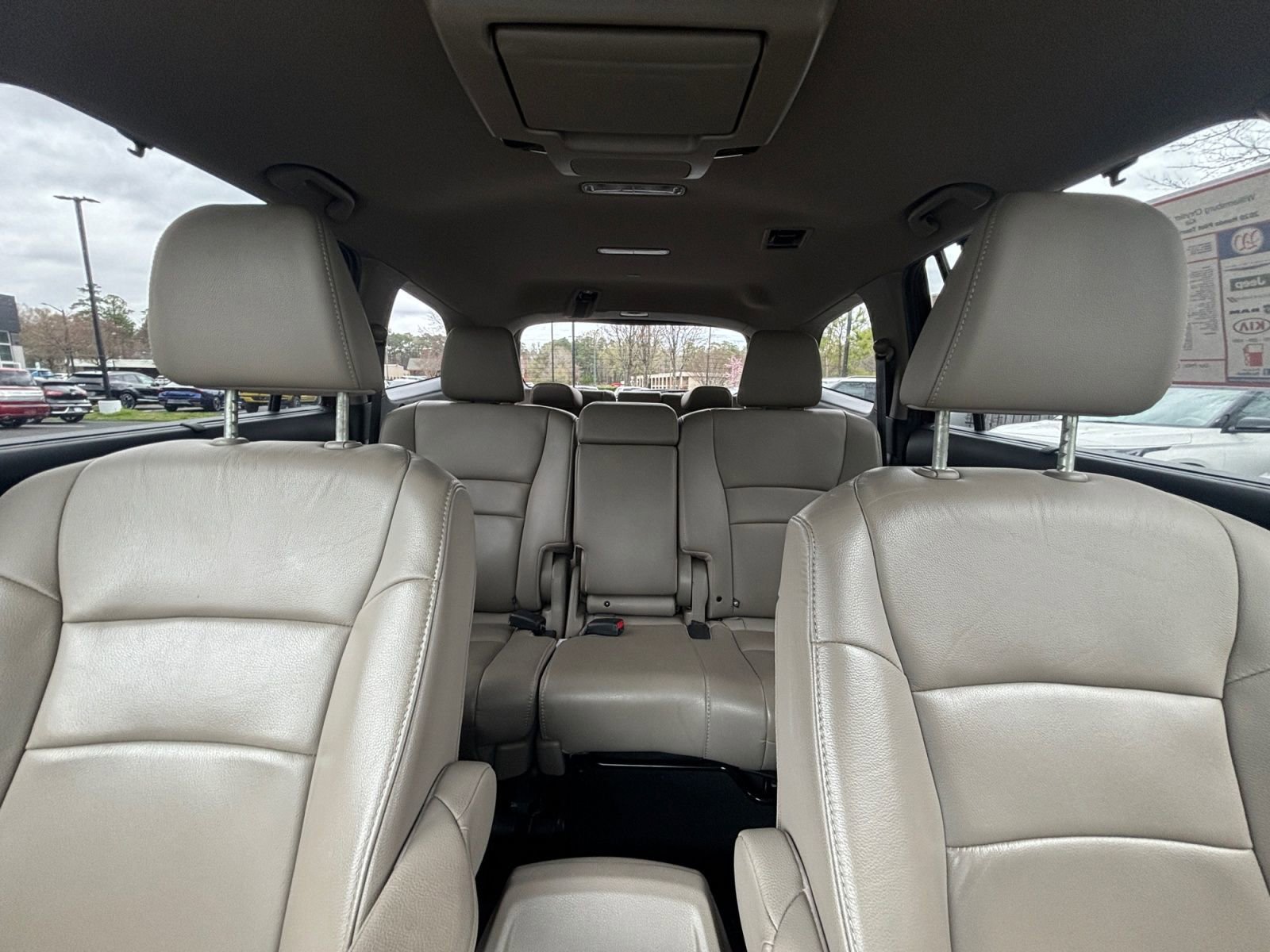 Used 2020 Honda Pilot Touring image 30