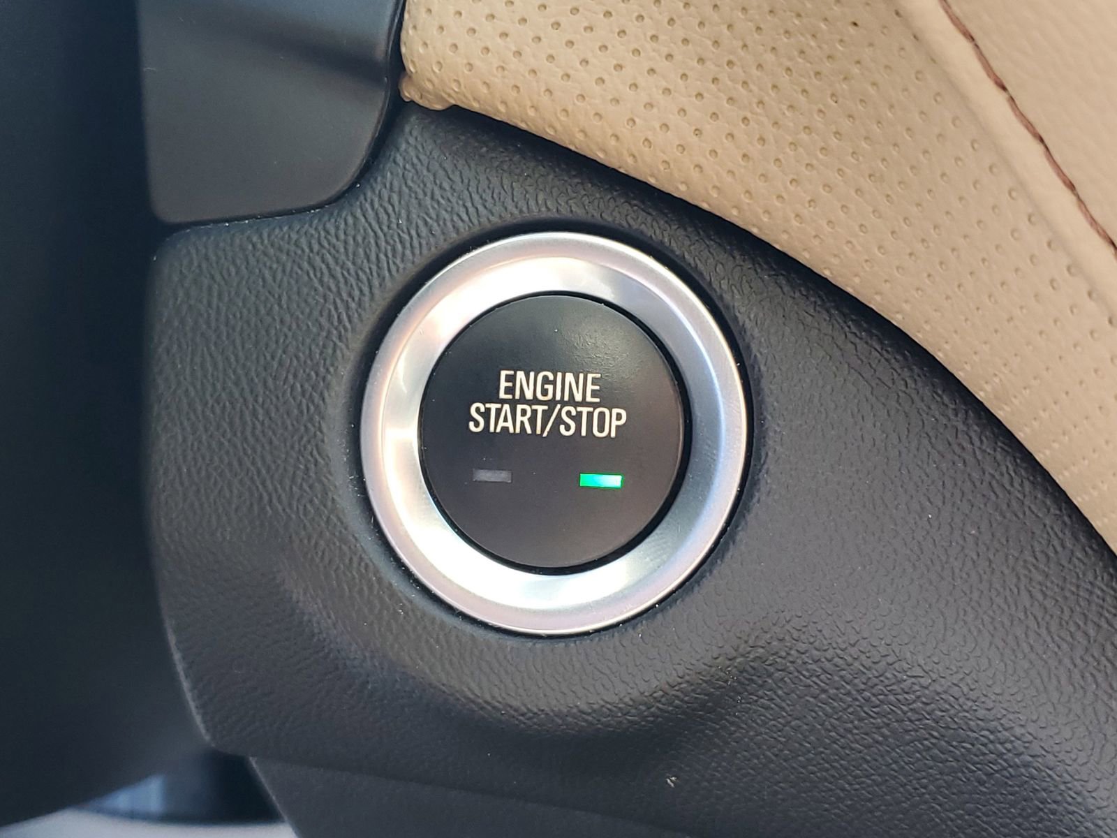 Used 2022 Chevrolet Equinox Premier image 30