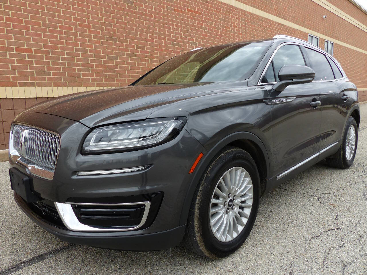 Used 2019 Lincoln Nautilus Premier AWD/4WD image 5