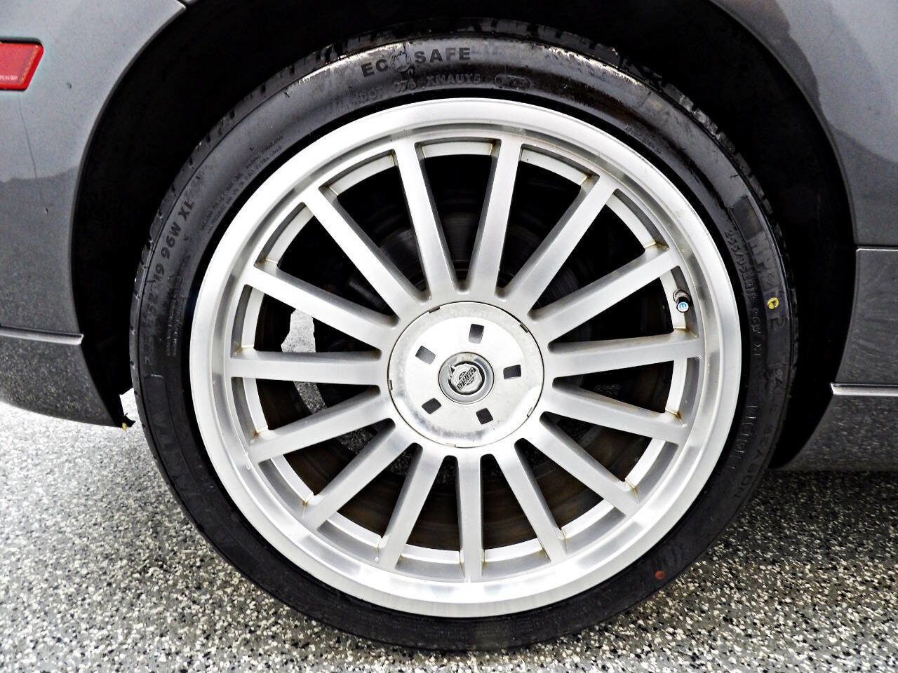 Used 2005 Chrysler Crossfire SRT-6 image 16