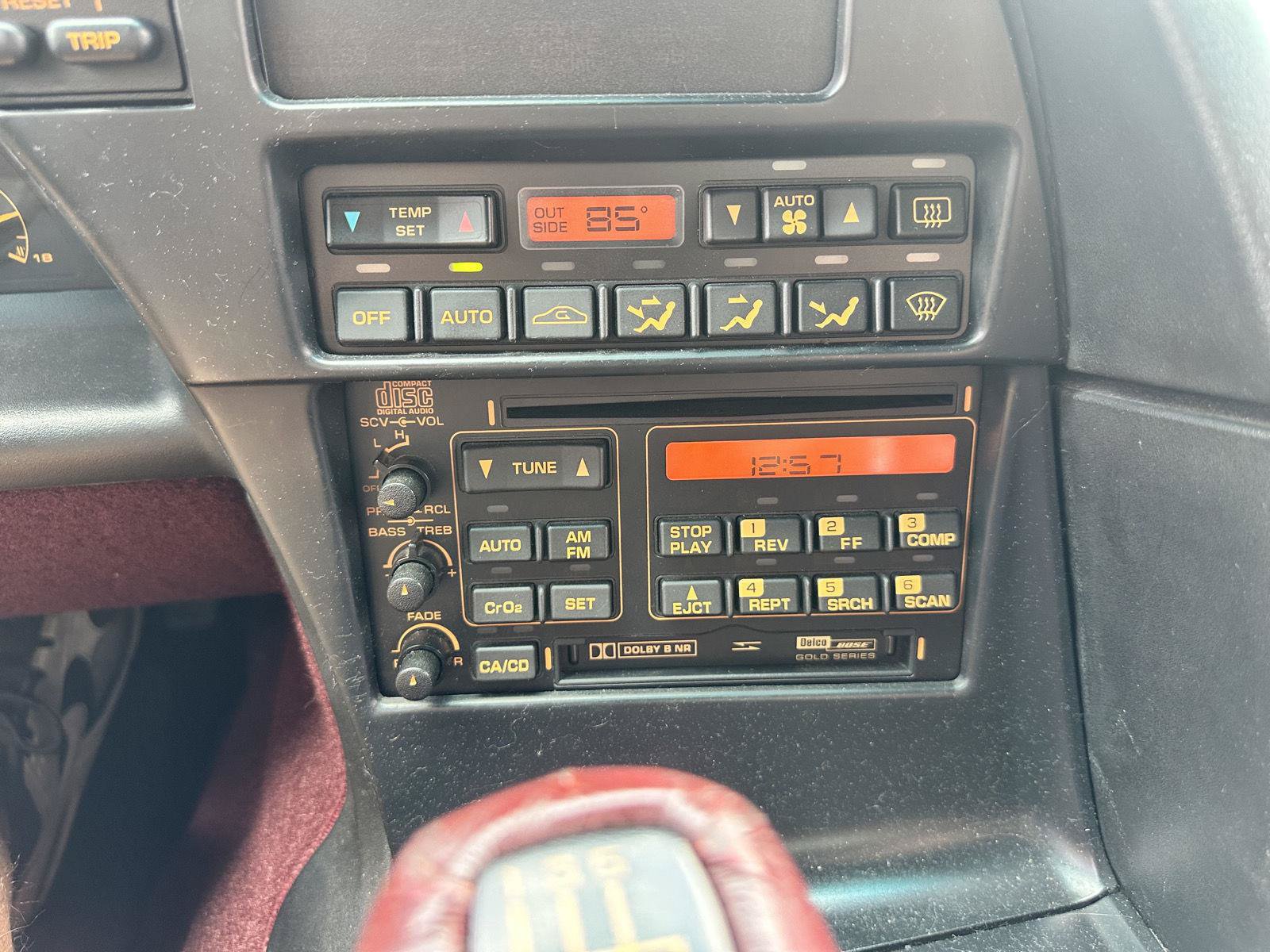 Used 1993 Chevrolet Corvette Coupe RWD image 27