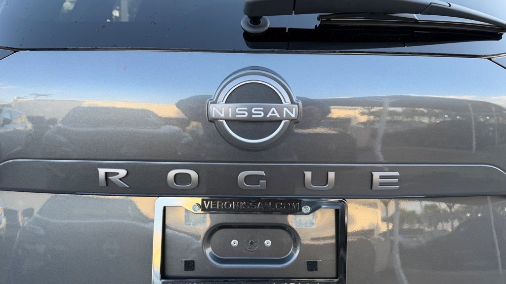 New 2026 Nissan Rogue SV image 10
