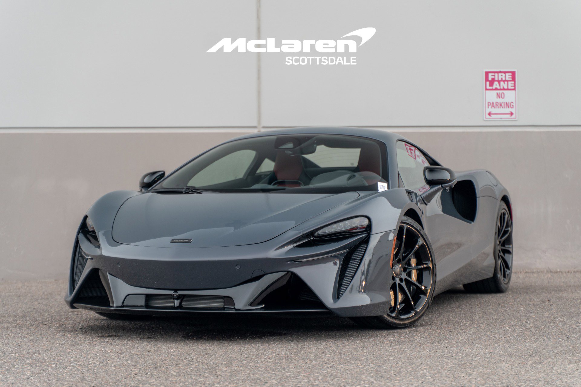 New 2026 McLaren Artura image 2