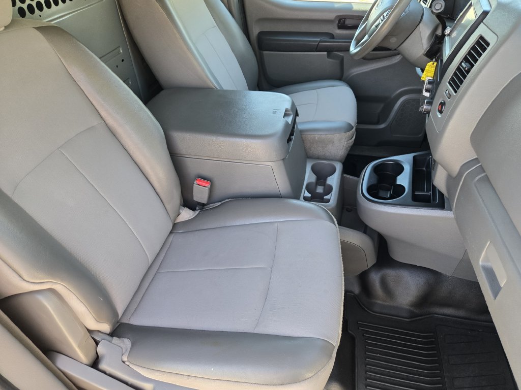 Used 2020 Nissan NV 2500 SV RWD image 12