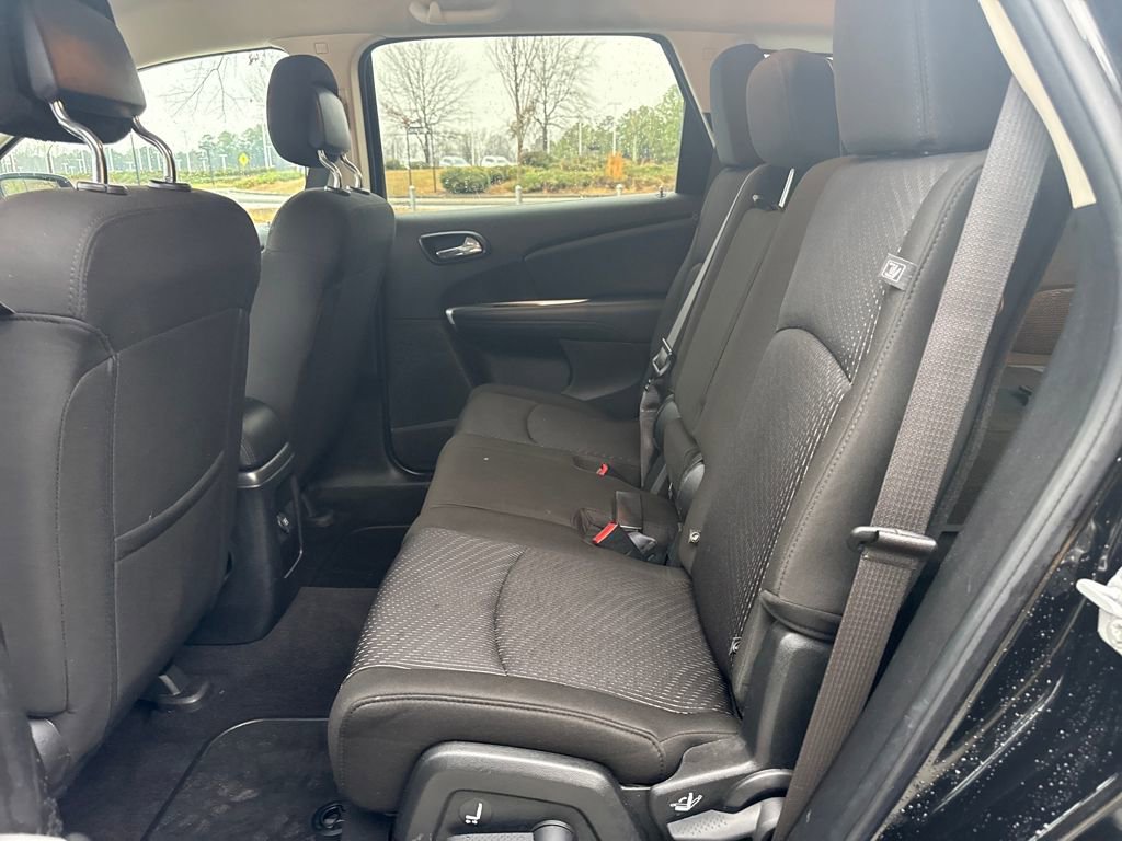 Used 2019 Dodge Journey SE w/ Blacktop Package image 26