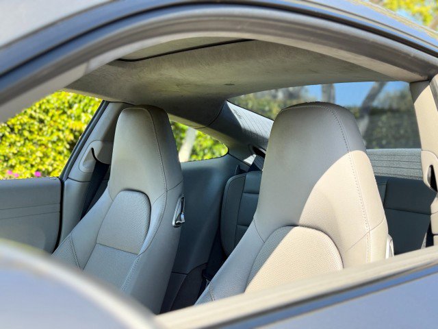 Used 2014 Porsche 911 Carrera image 17