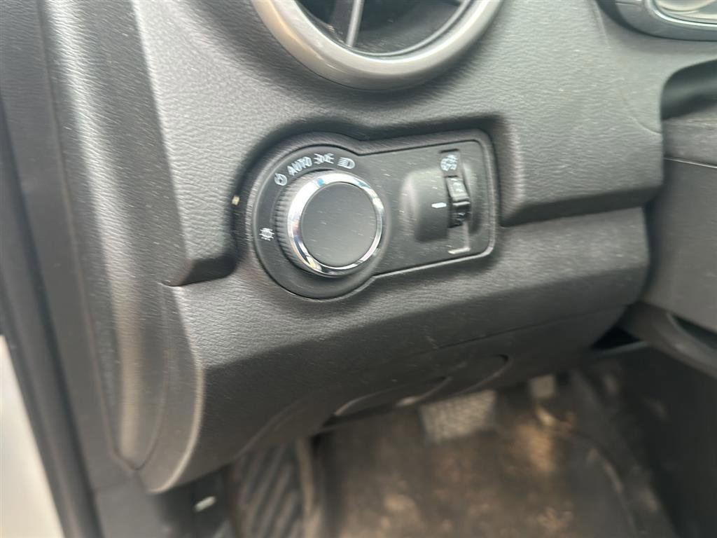 Used 2015 Chevrolet Trax LS w/ LPO, Protection Package FWD image 18