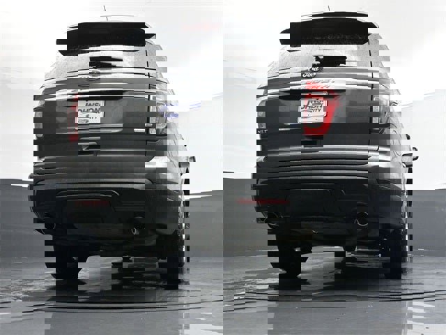 Used 2015 Ford Explorer XLT image 34