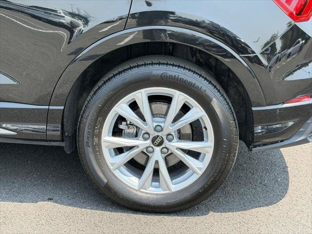 Used 2023 Audi Q3 2.0T Premium w/ Convenience Package AWD/4WD image 10