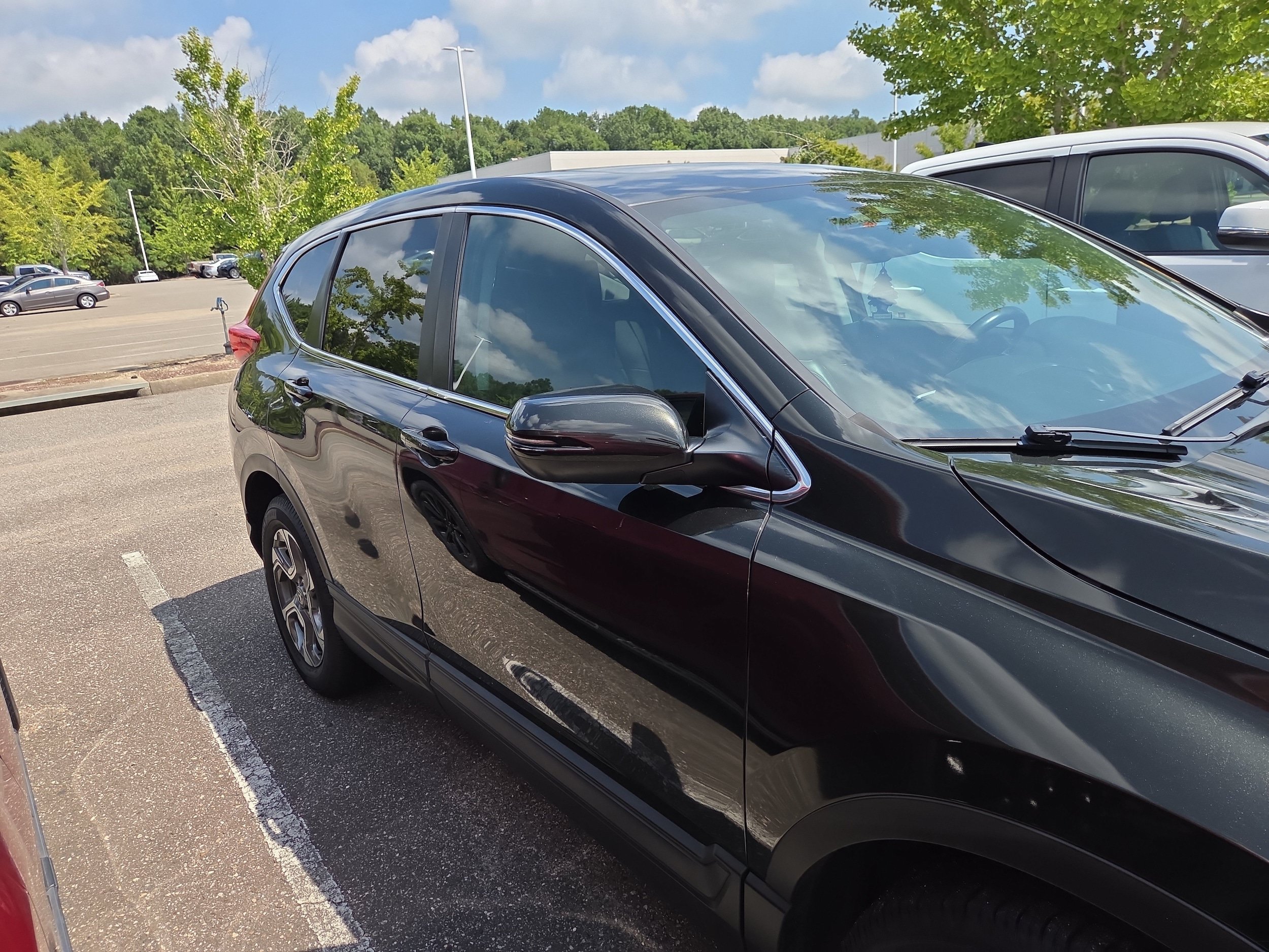 Used 2017 Honda CR-V EX-L image 2