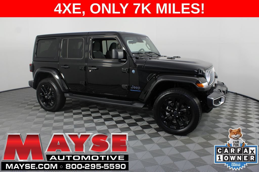 Used 2025 Jeep Wrangler Unlimited Sahara AWD/4WD image 1
