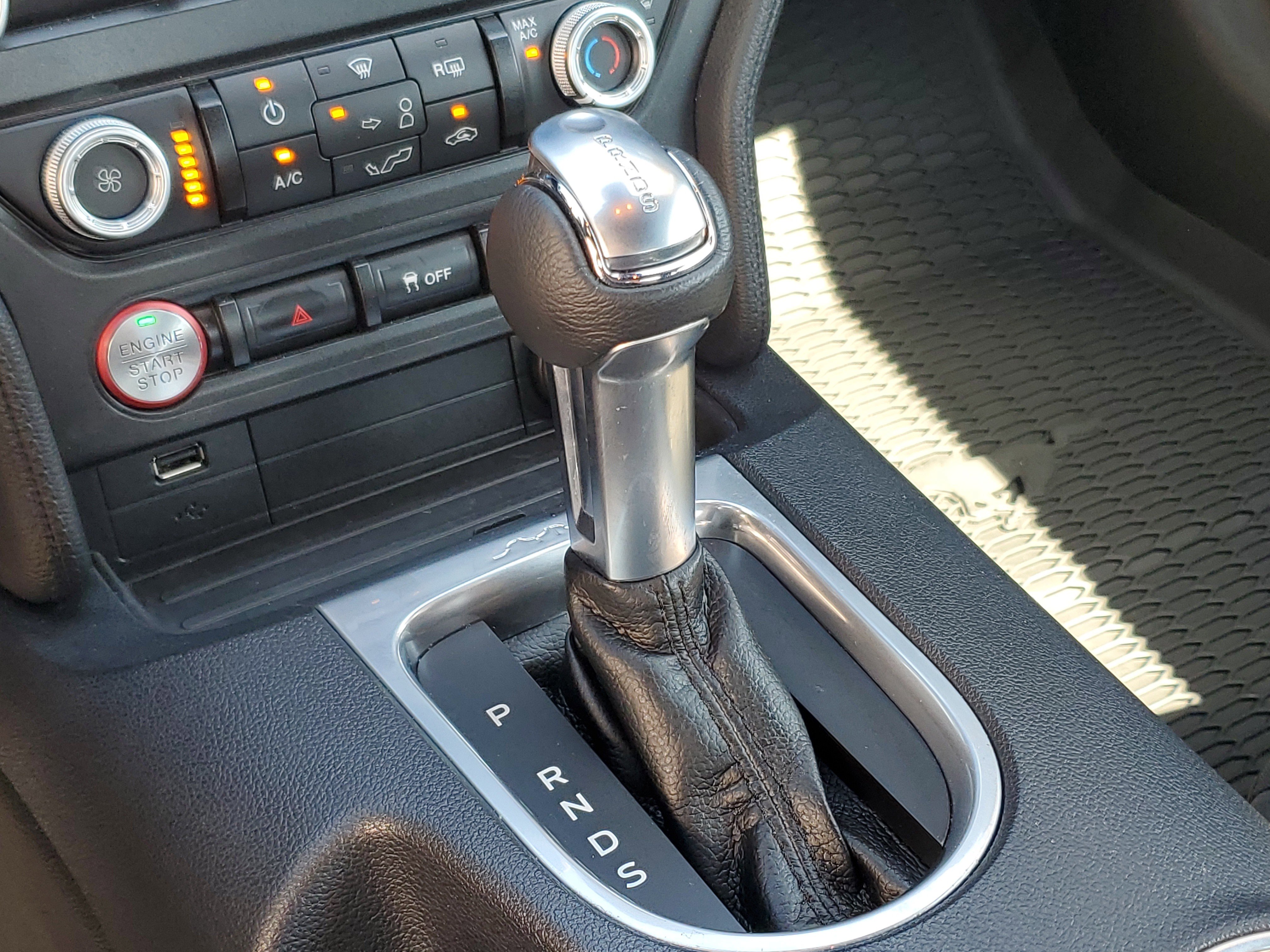 Used 2021 Ford Mustang Coupe image 28