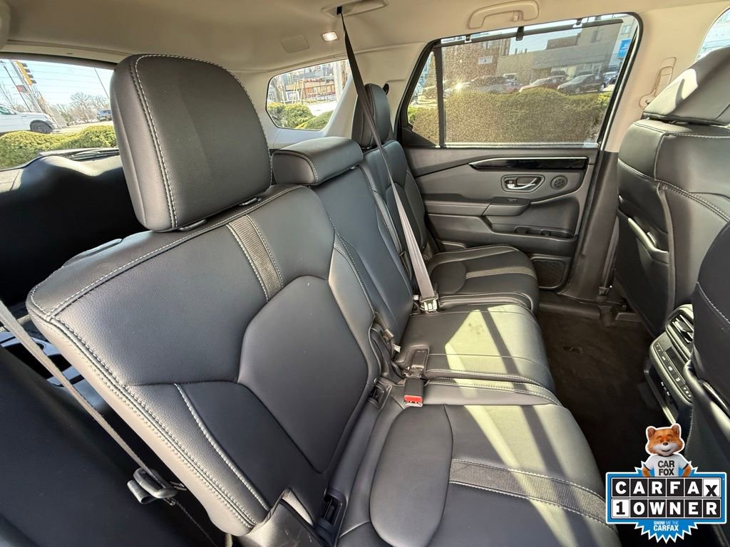 Used 2025 Honda Pilot EX-L image 38