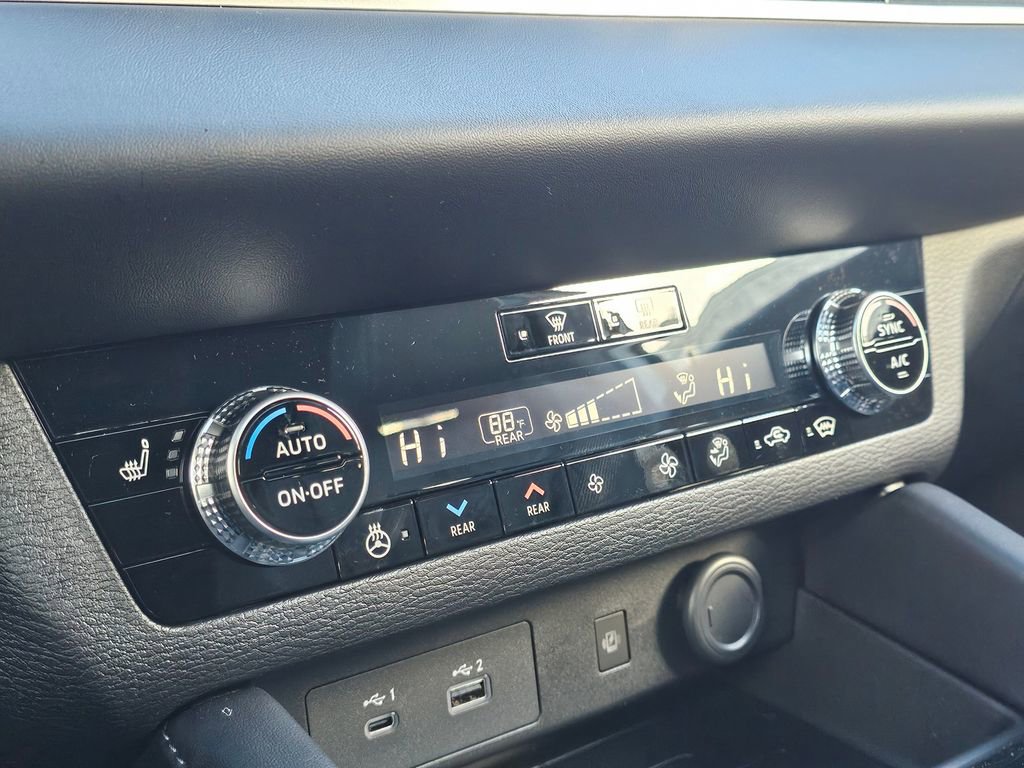 New 2025 Mitsubishi Outlander SEL Black Edition image 22