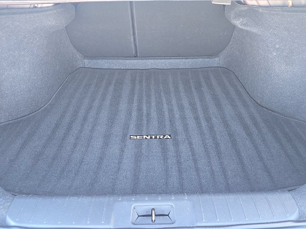 Used 2024 Nissan Sentra SV FWD image 31
