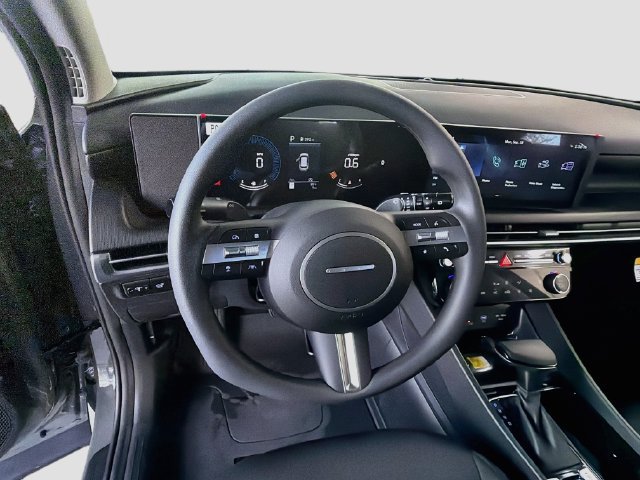 New 2026 Hyundai Tucson SEL Plus FWD image 11