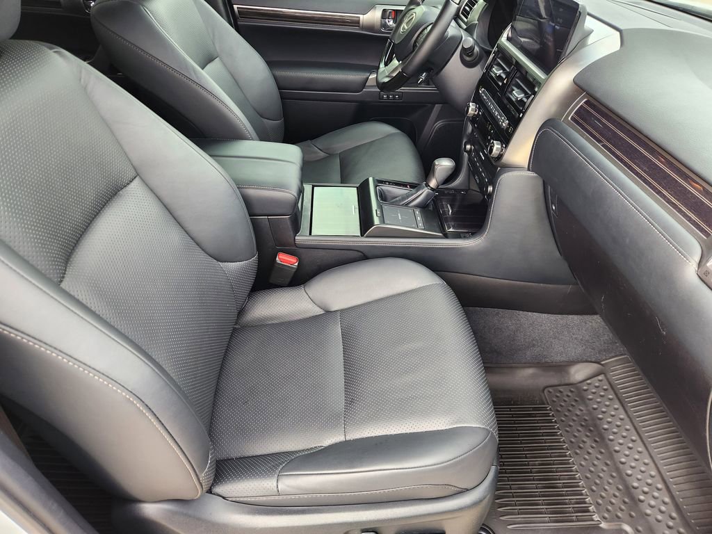 Certified 2023 Lexus GX 460 Luxury w/ Sport Design Package AWD/4WD image 14