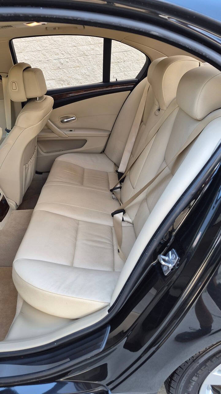 Used 2010 BMW 528i Sedan RWD image 41