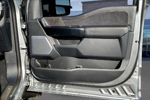 Certified 2024 Ford F250 Platinum w/ FX4 Off-Road Package image 29