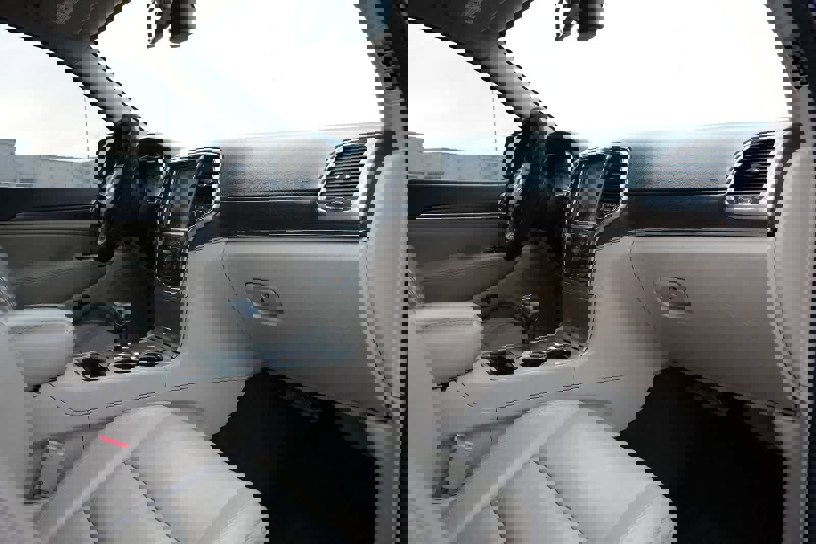 Used 2014 Jeep Grand Cherokee Limited image 21