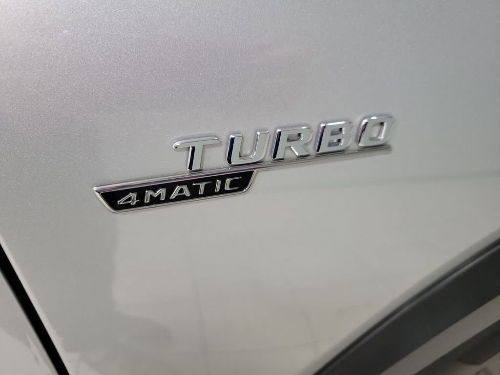 Used 2024 Mercedes-Benz GLB 35 AMG 4MATIC image 30