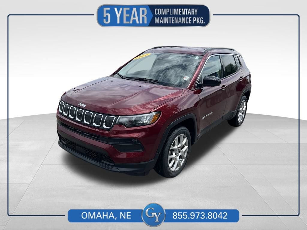 Used 2022 Jeep Compass Latitude AWD/4WD image 1